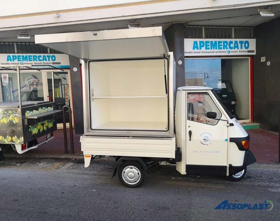 Box Isotermico Mobile installato su Ape trasporto Alimenti a Capri Napoli | ASSOPLAST
