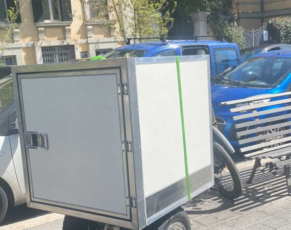 Cassa Mobile Isometrica 400L utilizzata a Roma | ASSOPLAST